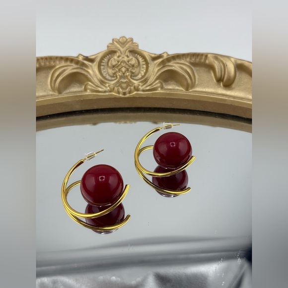 Gold Hoop Earrings with Burgundy Red Bead – Modern Statement - Picture 3 of 9
